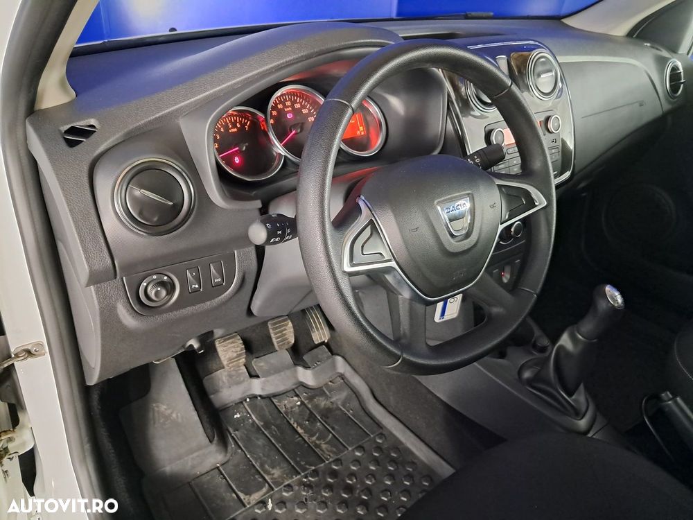 Dacia Logan - 10