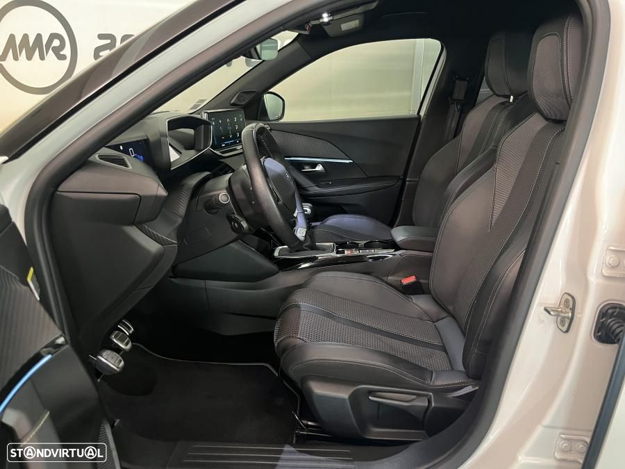 Peugeot 2008 1.2 PureTech GT - 16