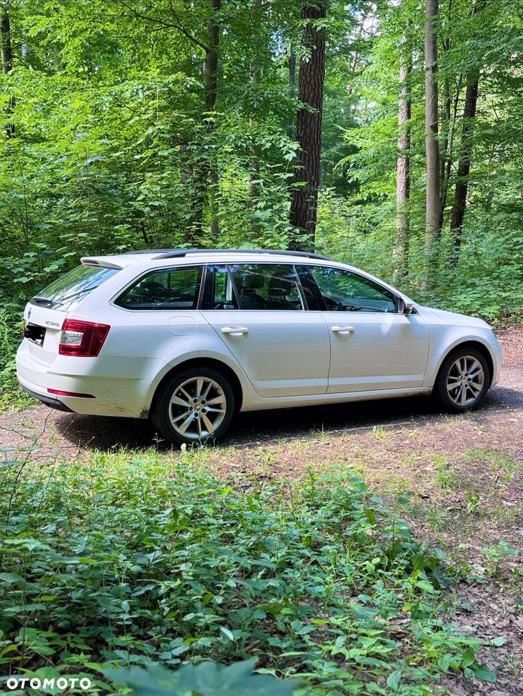 Skoda Octavia 2.0 TDI Style DSG - 5
