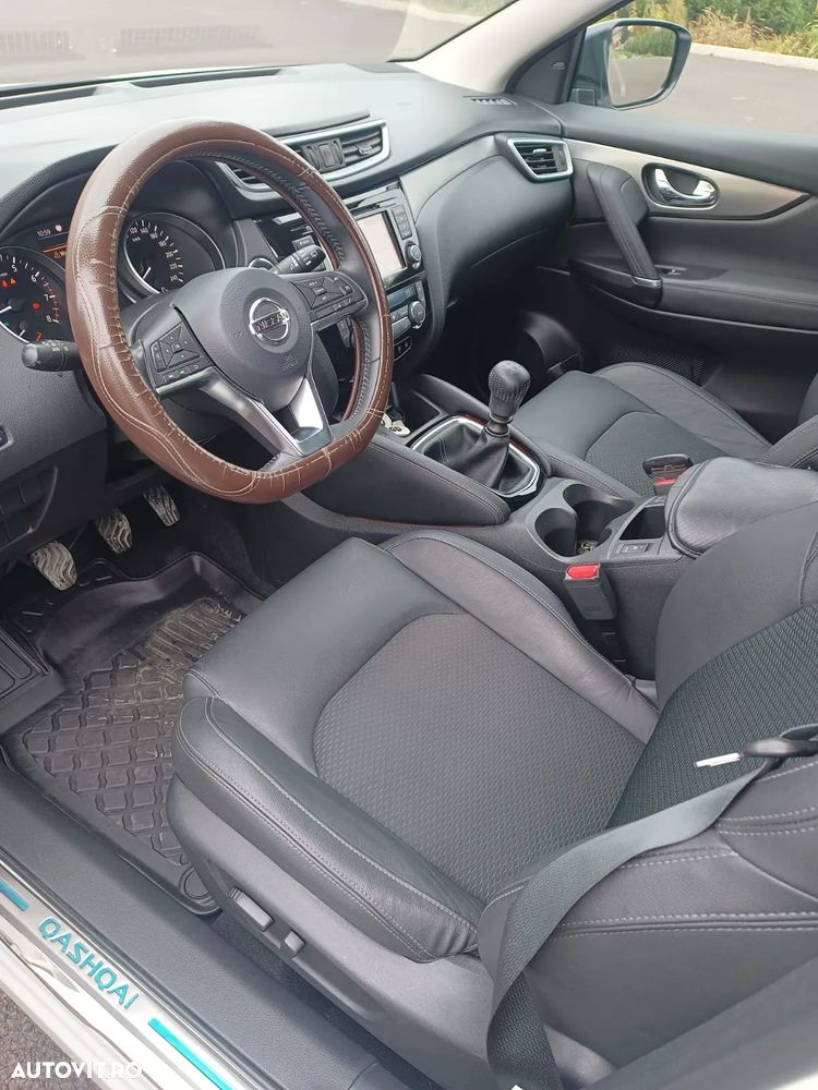 Nissan Qashqai 1.3 138CP 2WD Tekna - 23