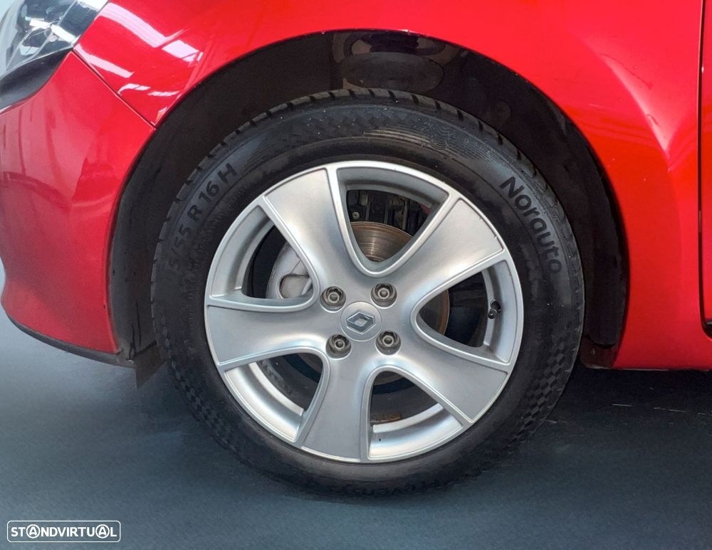 Renault Clio Sport Tourer 1.5 dCi Dynamique S - 14