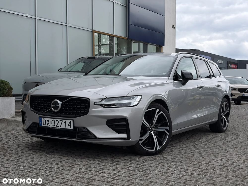Volvo V60 B4 B Plus Dark - 1