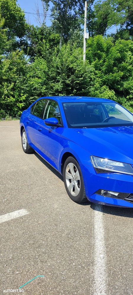 Skoda Superb 2.0 TDI DSG 4X4 Style - 1