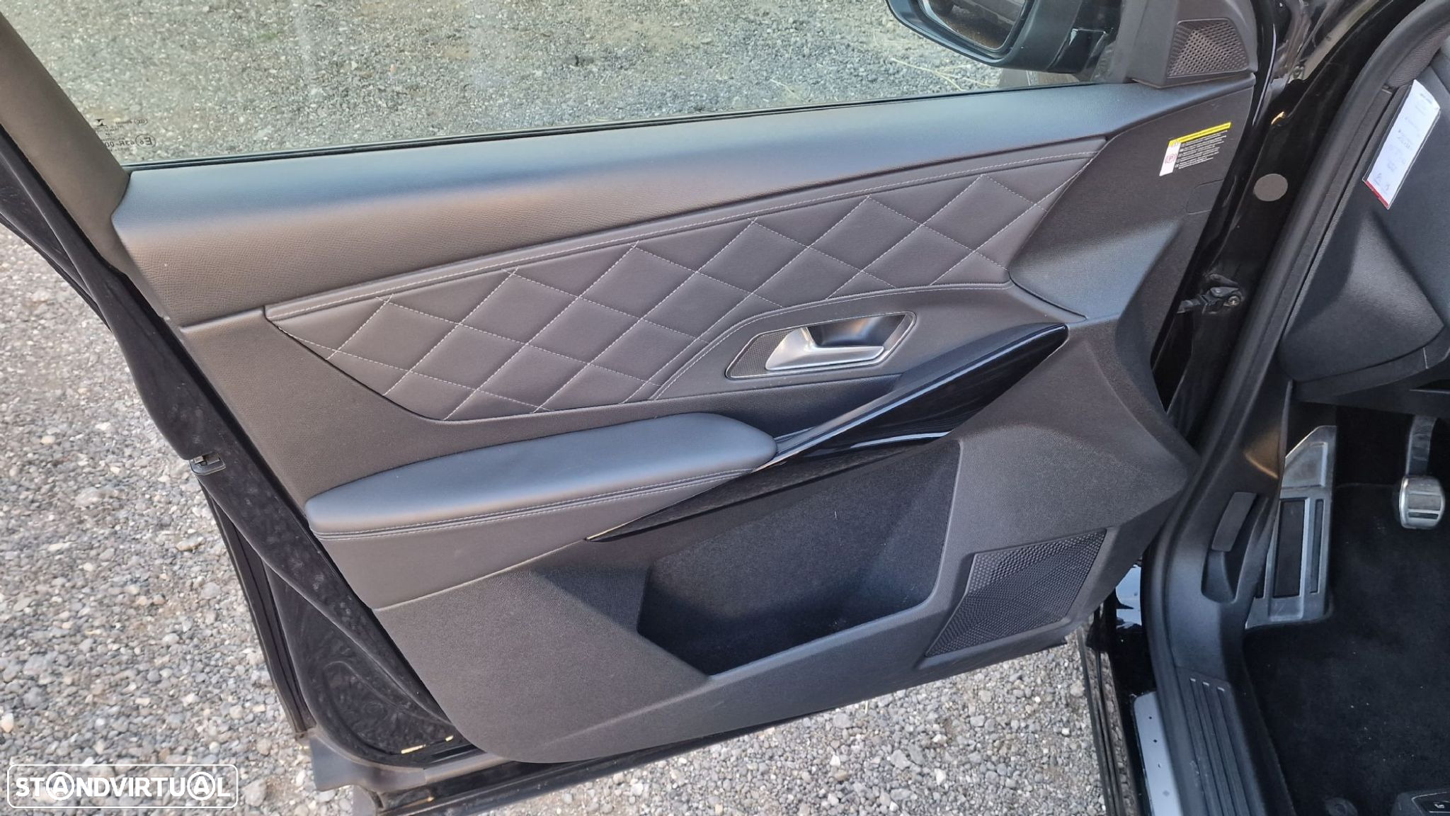 DS DS7 Crossback - 21