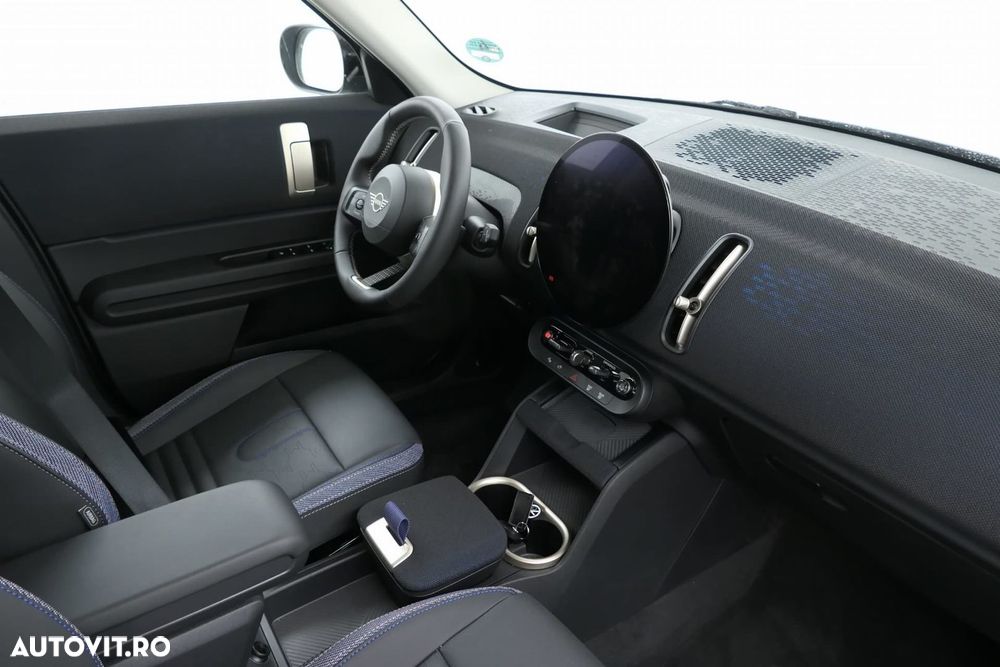 Mini Countryman - 3