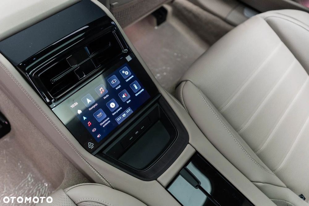 Porsche Panamera 4 E-Hybrid PHEV - 31