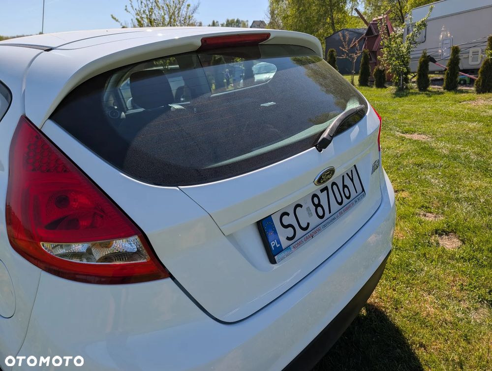 Ford Fiesta 1.25 Trend Edition - 18