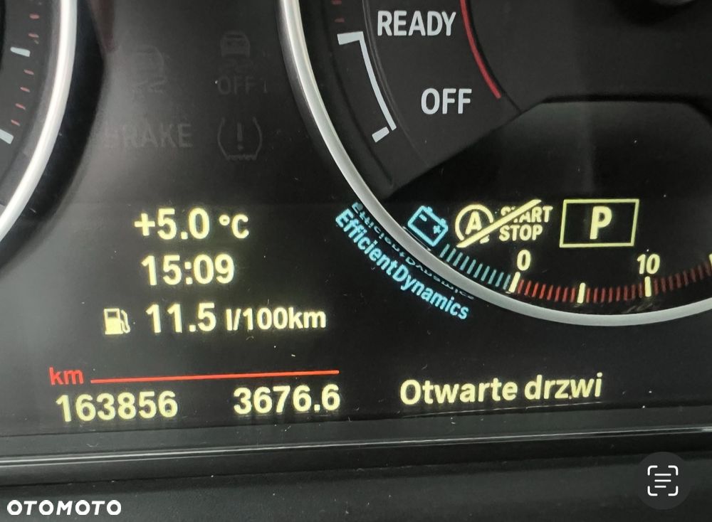 BMW Seria 3 335i Sport-Aut Luxury Line - 28