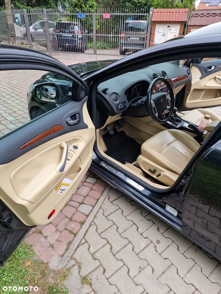 Ford Mondeo 1.8 TDCi Ghia - 13