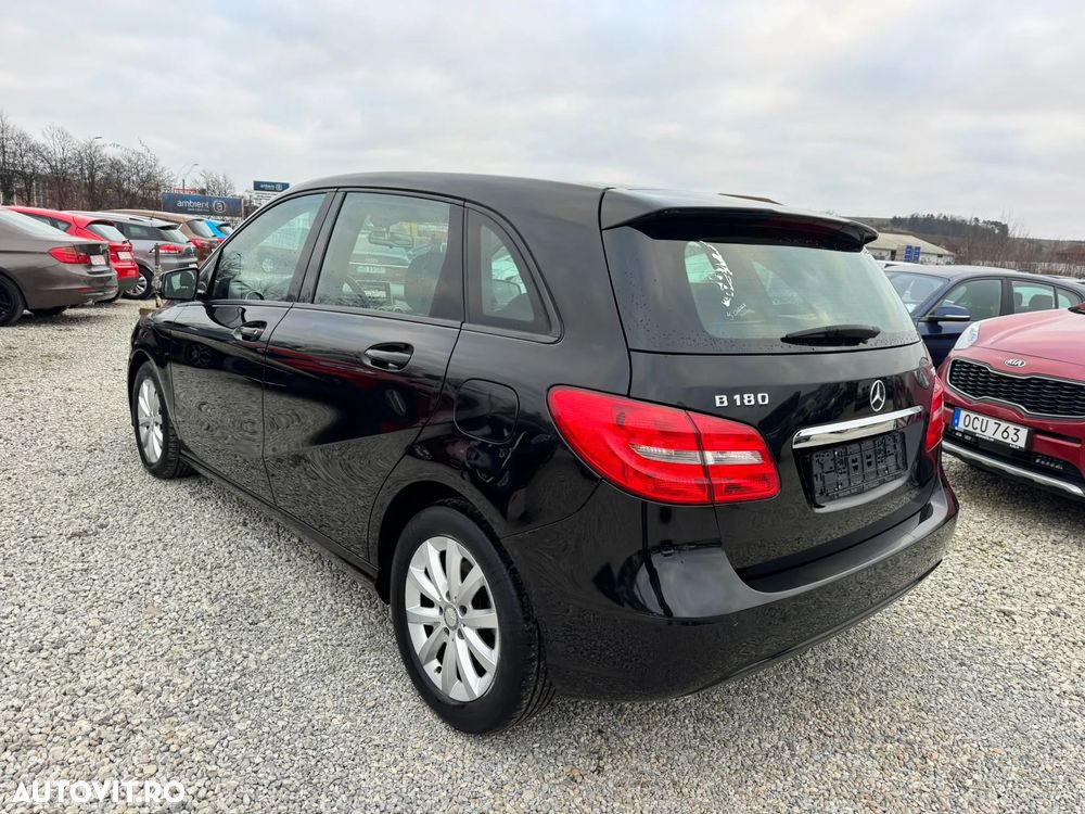 Mercedes-Benz B - 4