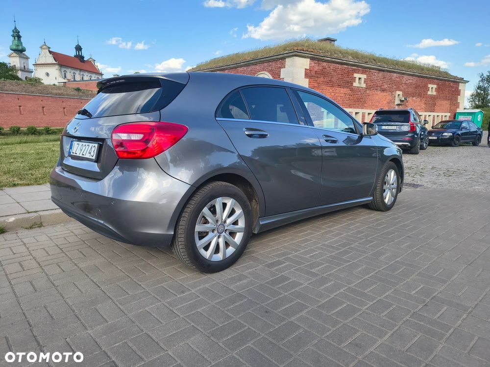 Mercedes-Benz Klasa A 180 (BlueEFFICIENCY) - 5