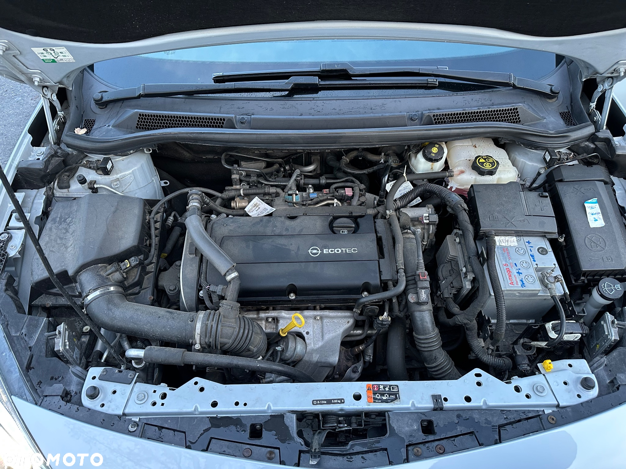 Opel Astra IV GTC 1.6 T Sport - 15