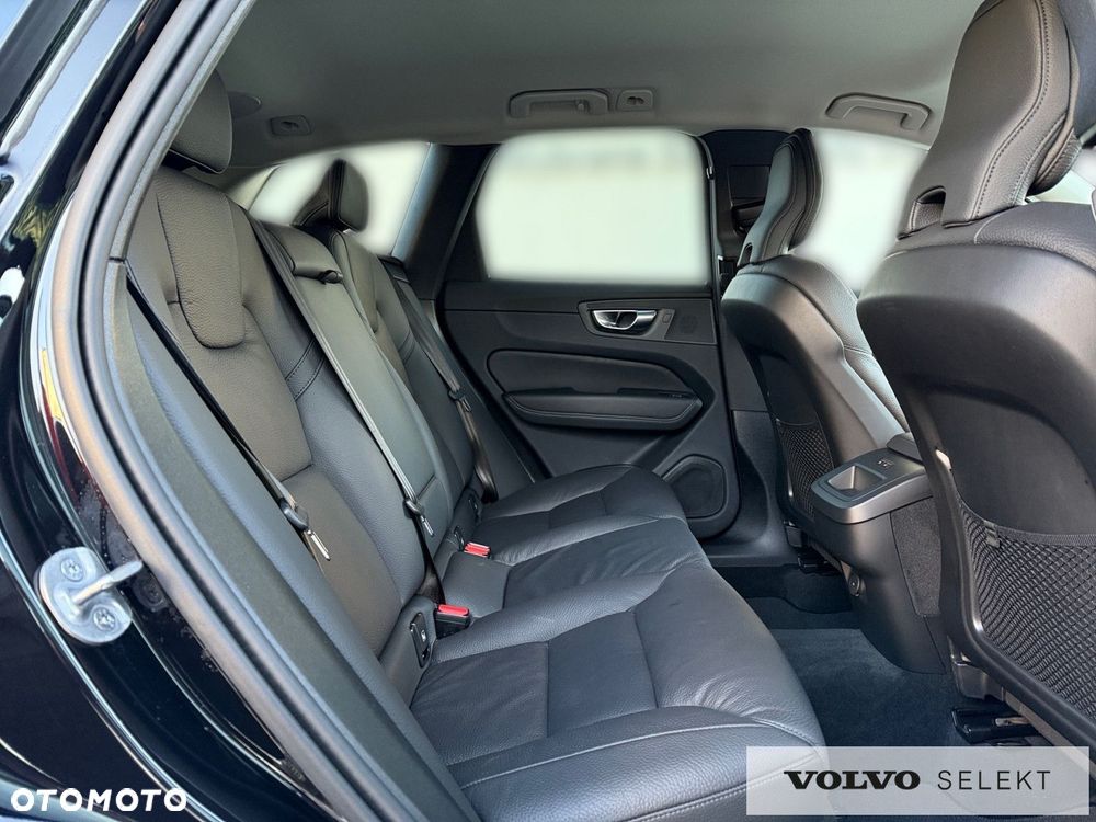 Volvo XC 60 - 30