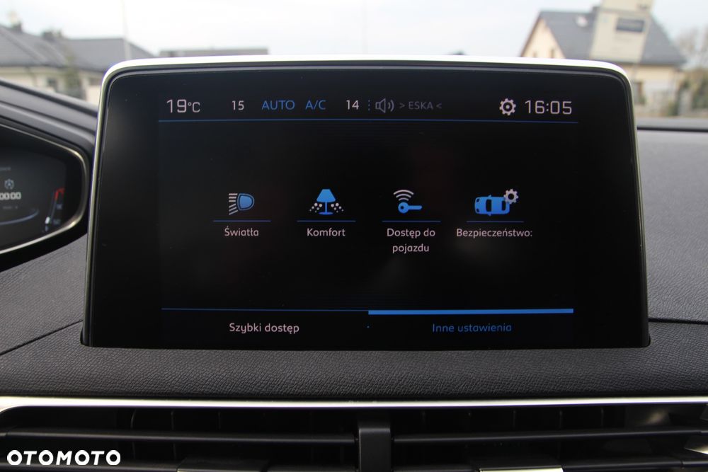Peugeot 5008 HDI 115 Active - 23