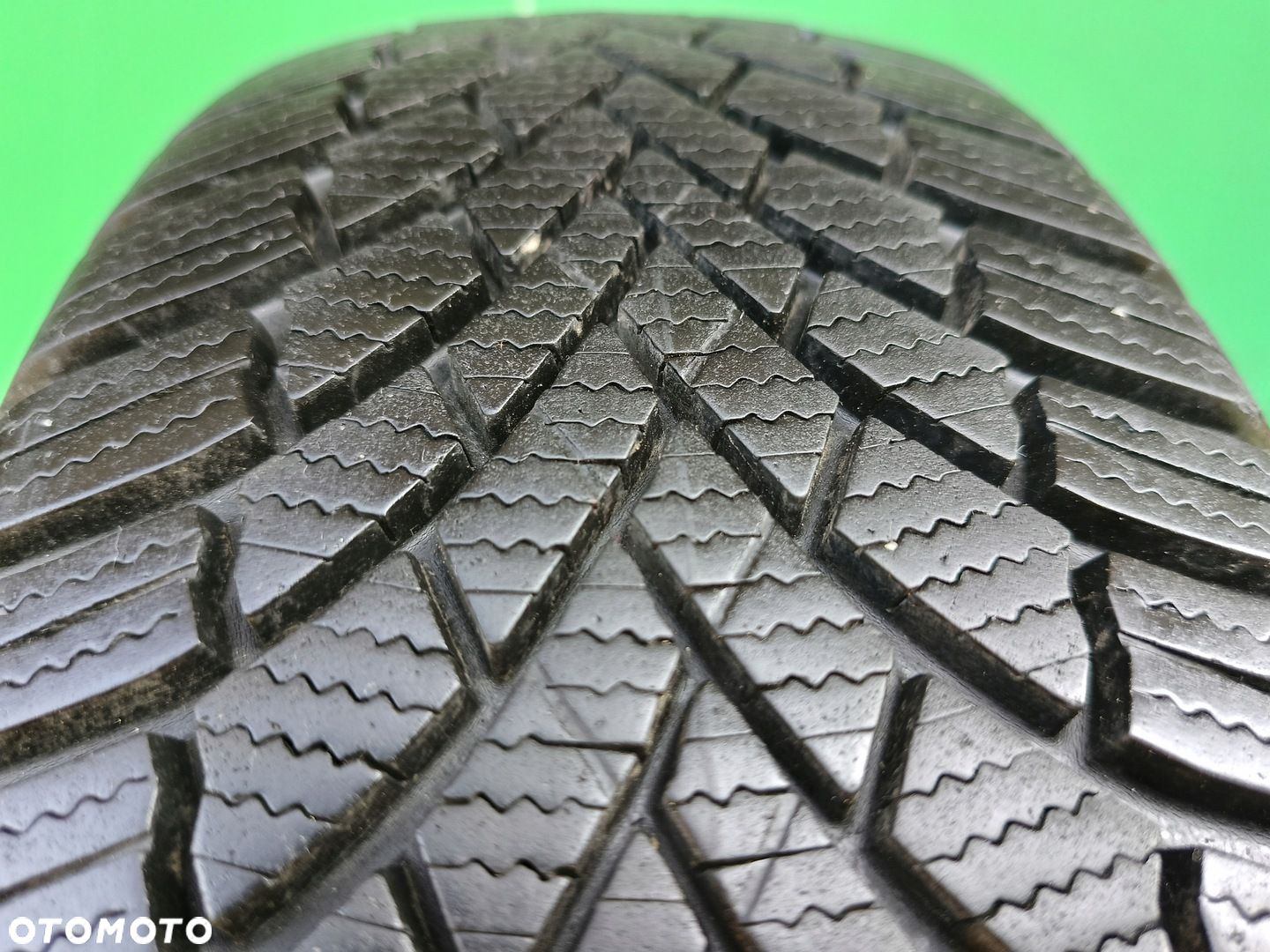 BRIDGESTONE BLIZZAK LM 005 185/65/15, 2021 r 7 mm - 1
