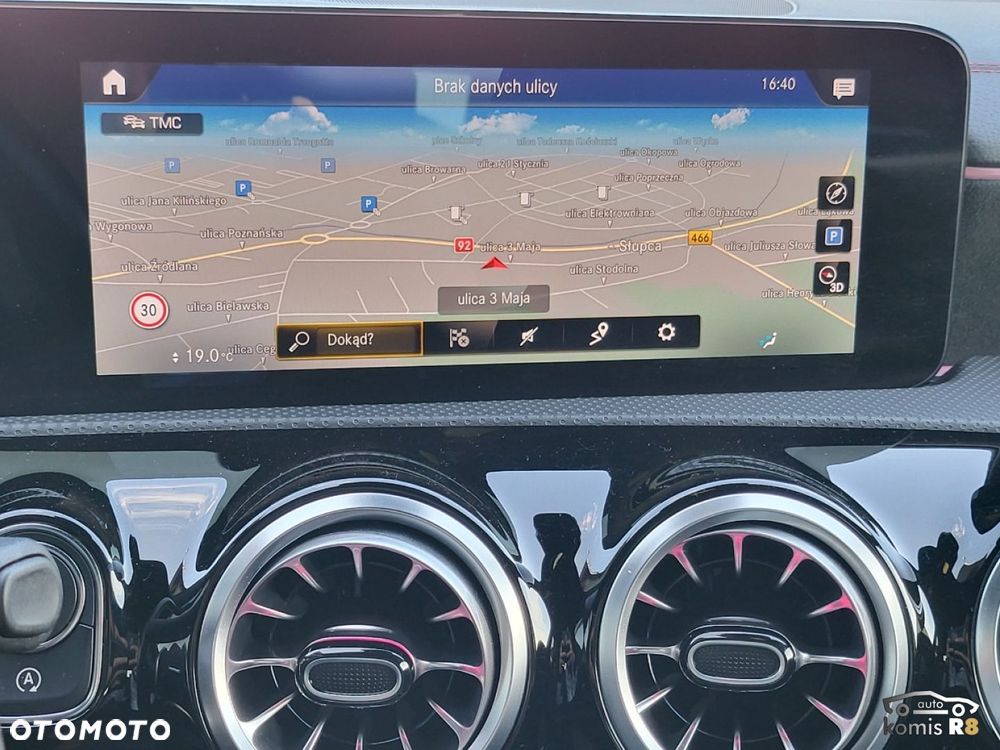 Mercedes-Benz CLA - 24