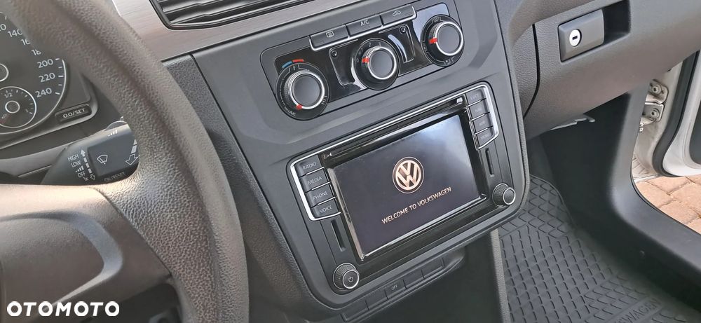 Volkswagen Caddy 2.0 TDI Comfortline DSG - 13