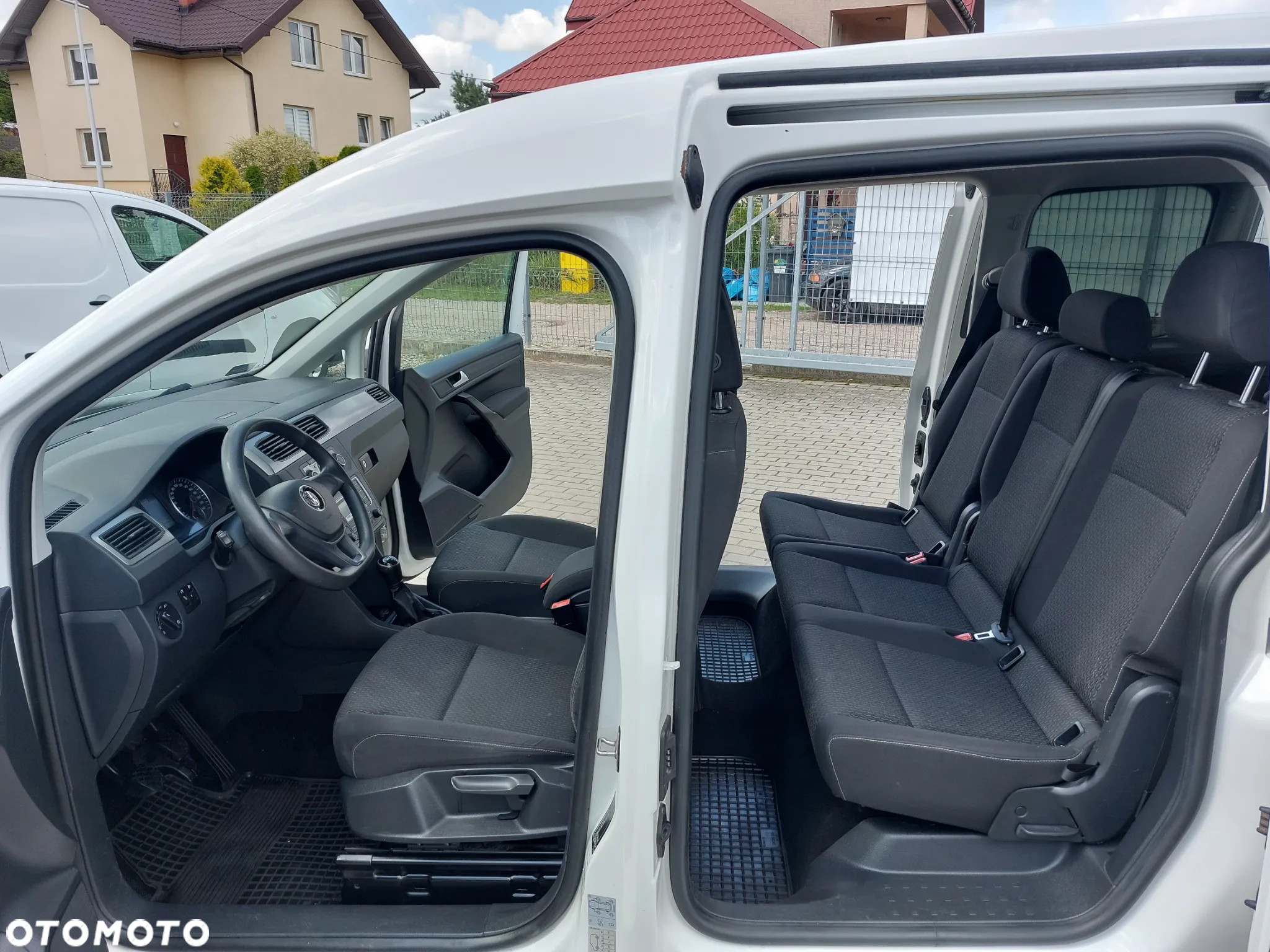 Volkswagen Caddy Maxi 2.0 TDI Trendline - 15