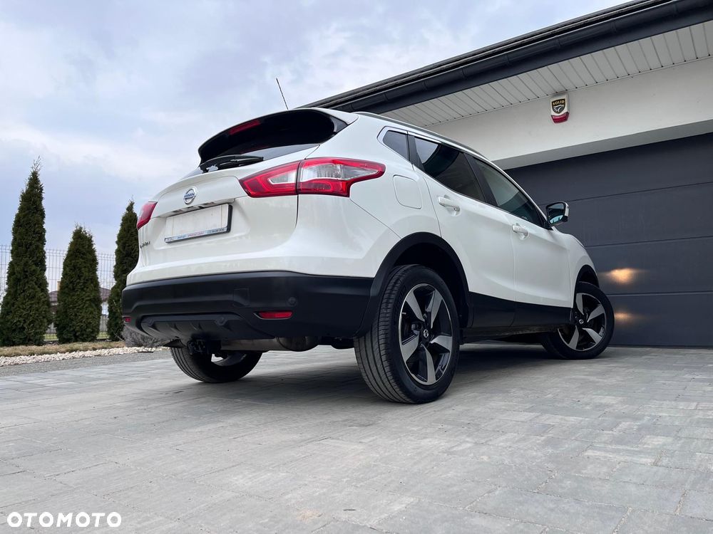 Nissan Qashqai 1.6 DIG-T Tekna - 17