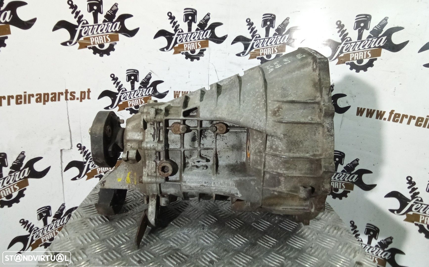 Caixa de velocidades Mercedes 190 (W124) 2.0D REF: R1232611101 - 4