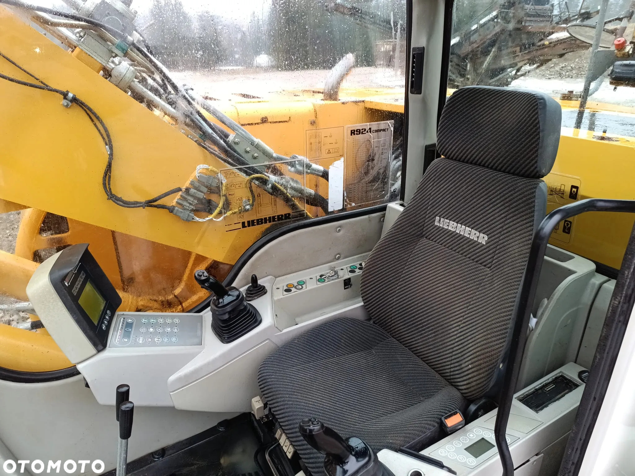 Liebherr 924 compact - 5