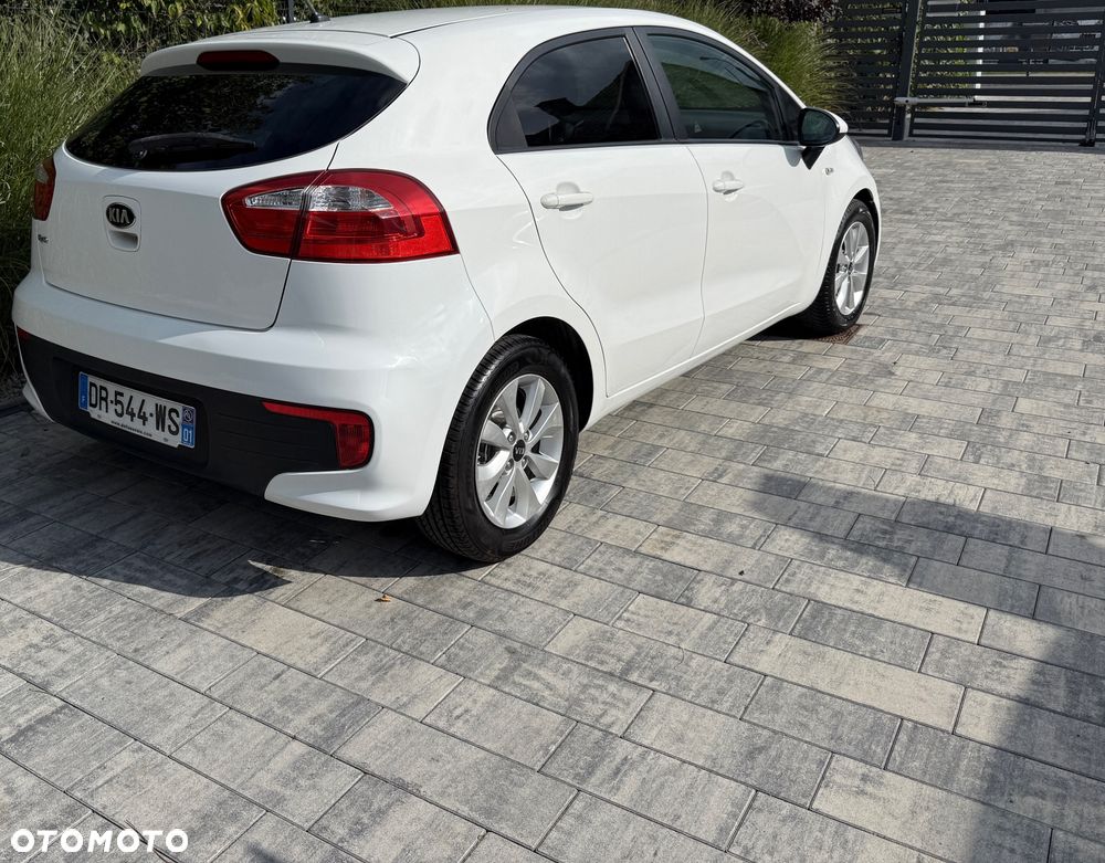 Kia Rio 1.2 Business Line - 4