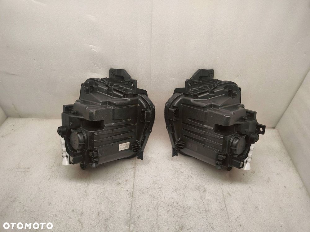 Hyundai Tucson IV PÓŁ LED Komplet Lamp przednich N7921-61120 - 7