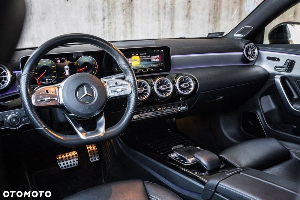 Mercedes-Benz CLA 200 AMG Line 7G-DCT - 8