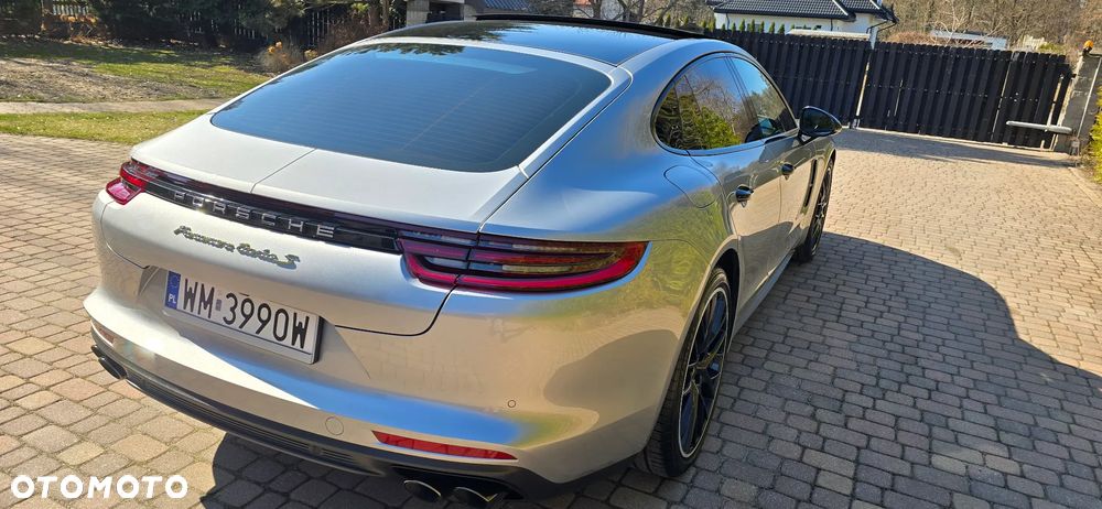 Porsche Panamera Turbo S - 14