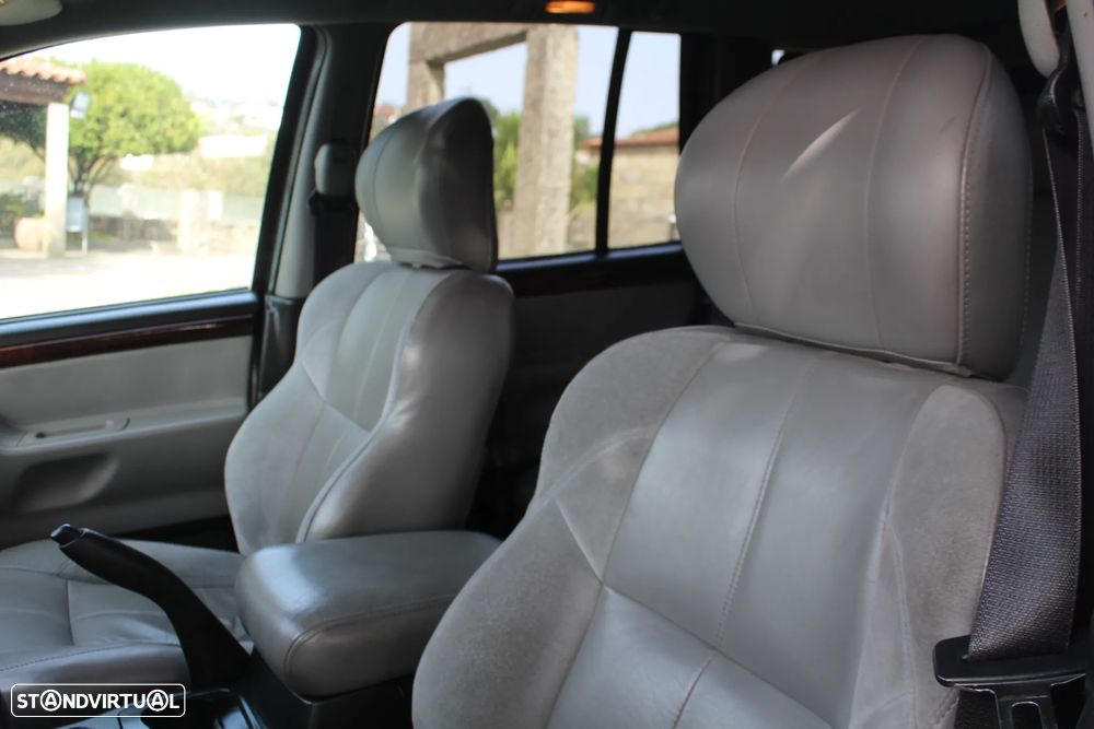 Jeep Grand Cherokee 2.7 CRD Overland - 16