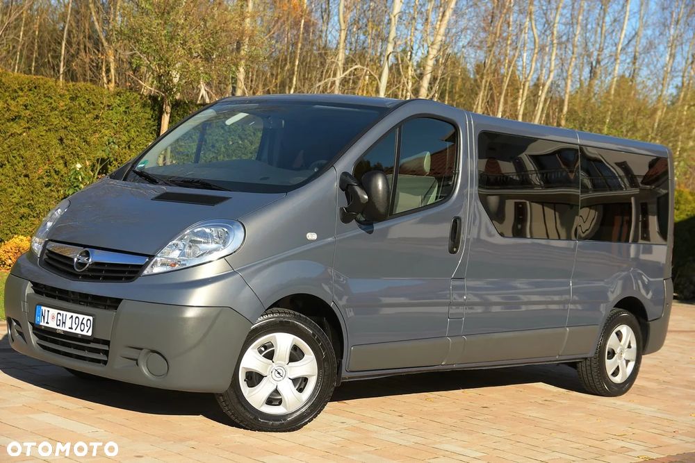 Opel Vivaro - 2