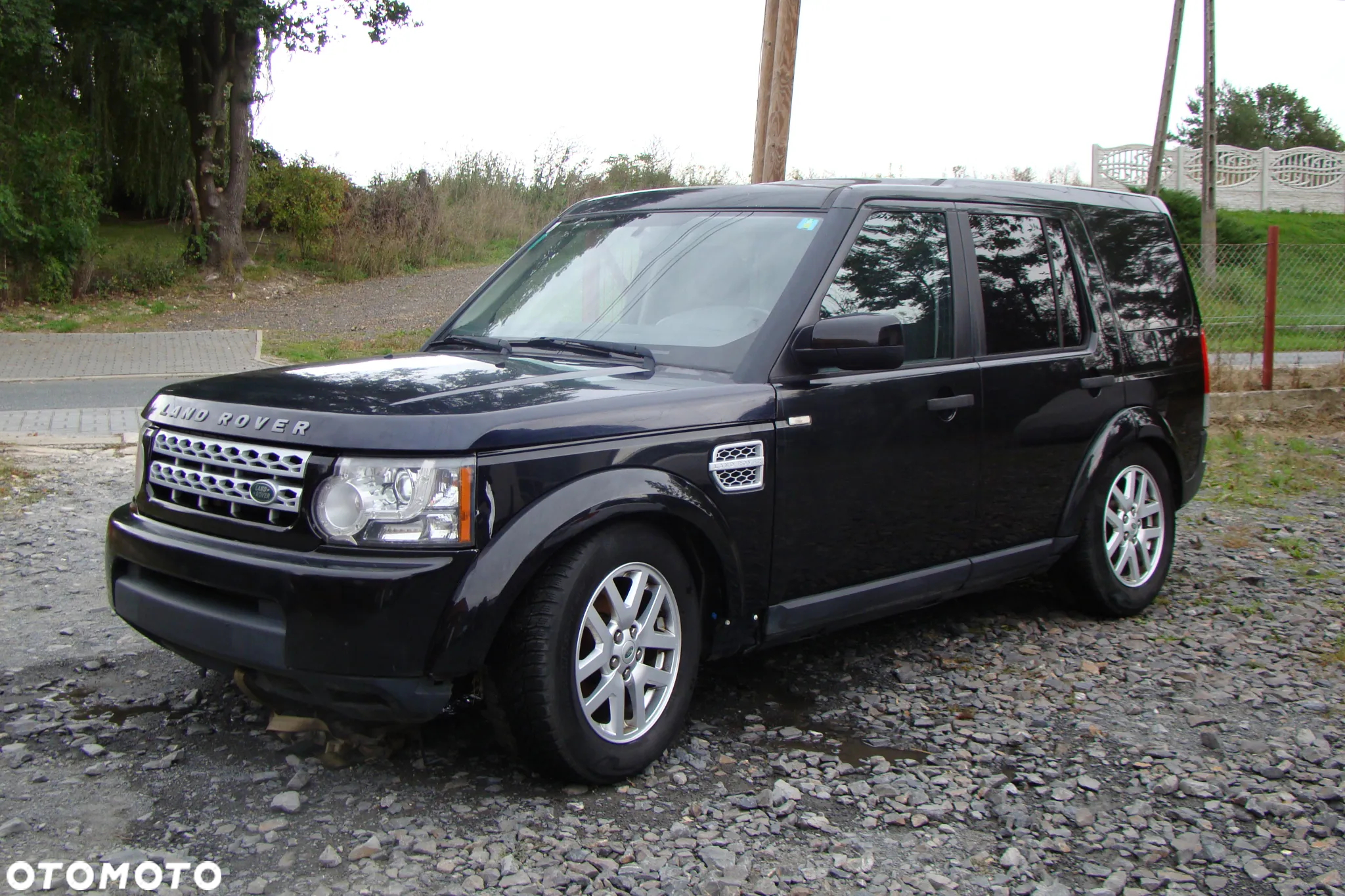 Land Rover Discovery IV 2.7D V6 S - 4