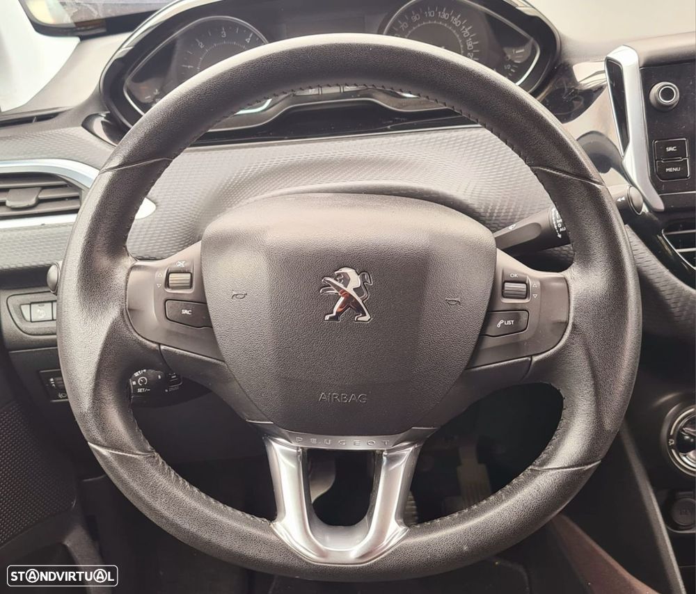 Peugeot 2008 1.6 BlueHDi Style - 9