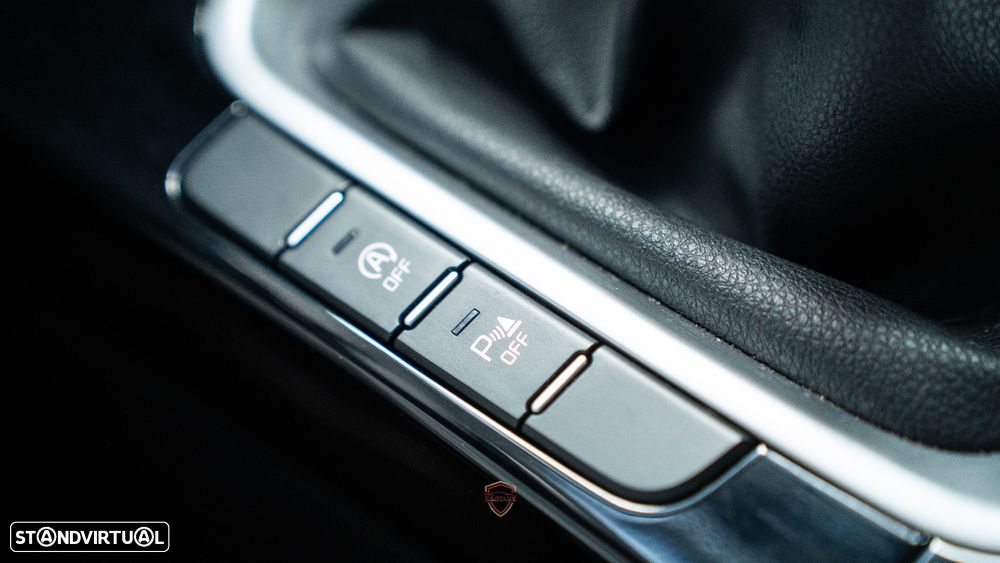 Kia XCeed 1.0 T-GDI Tech - 28