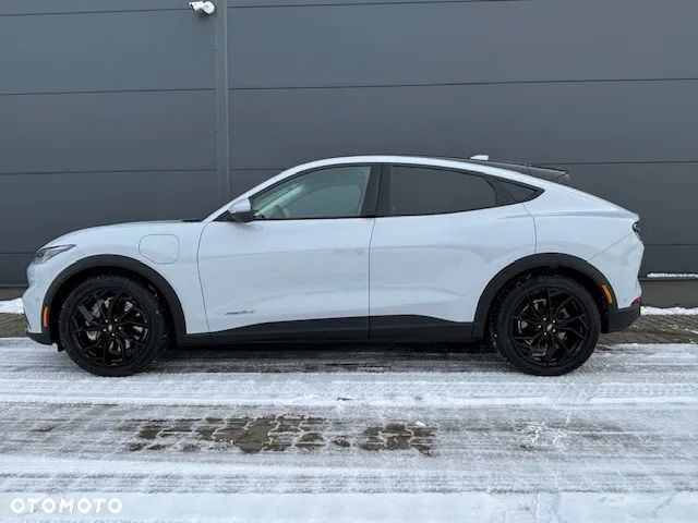 Ford Mustang Mach-E - 6