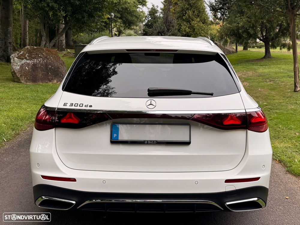 Mercedes-Benz E 300 de AMG Line - 5