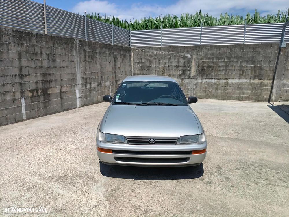 Toyota Corolla - 2