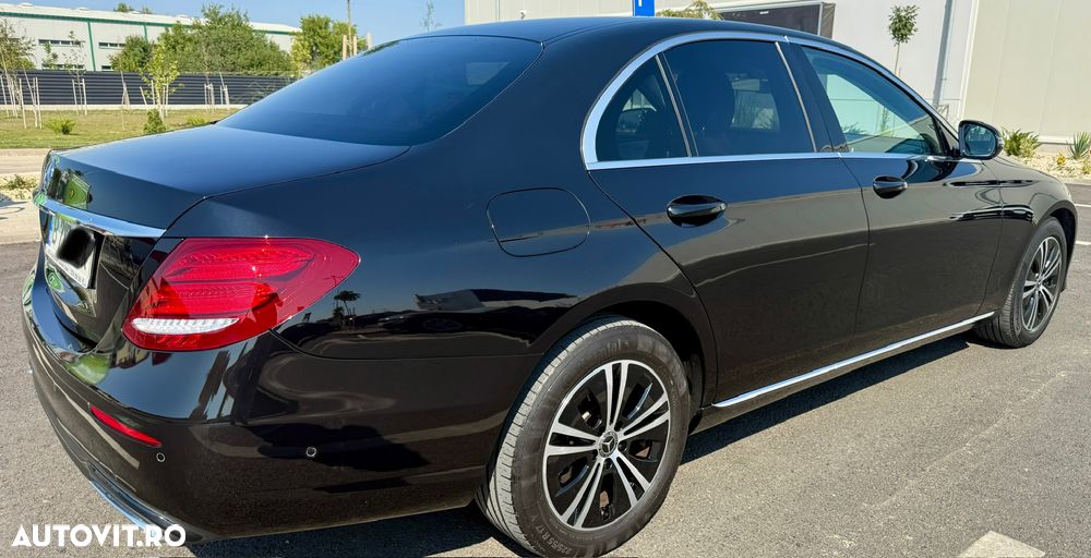 Mercedes-Benz E - 5