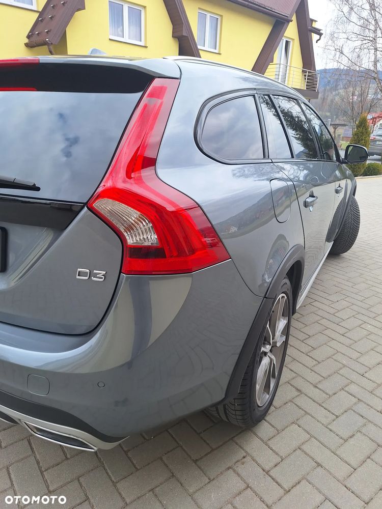 Volvo V60 Cross Country D3 Geartronic Kinetic - 15