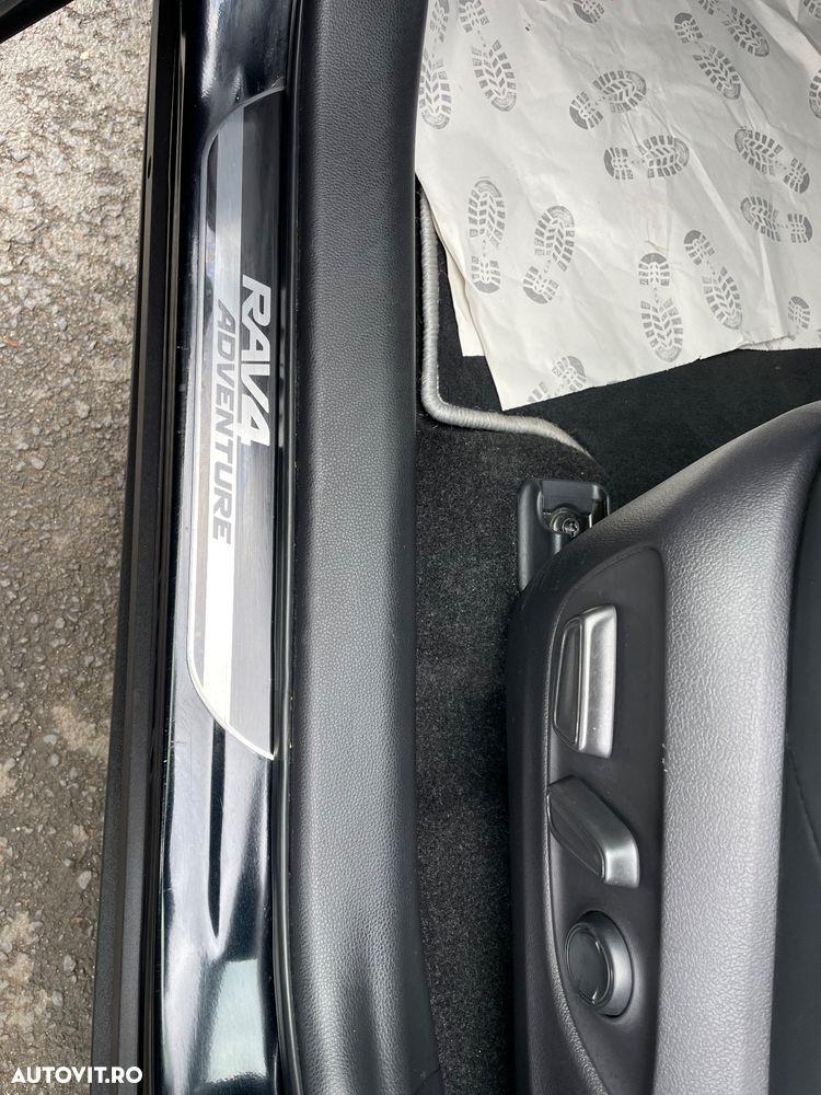 Toyota RAV4 2.5 4x4 Hybrid Adventure - 19