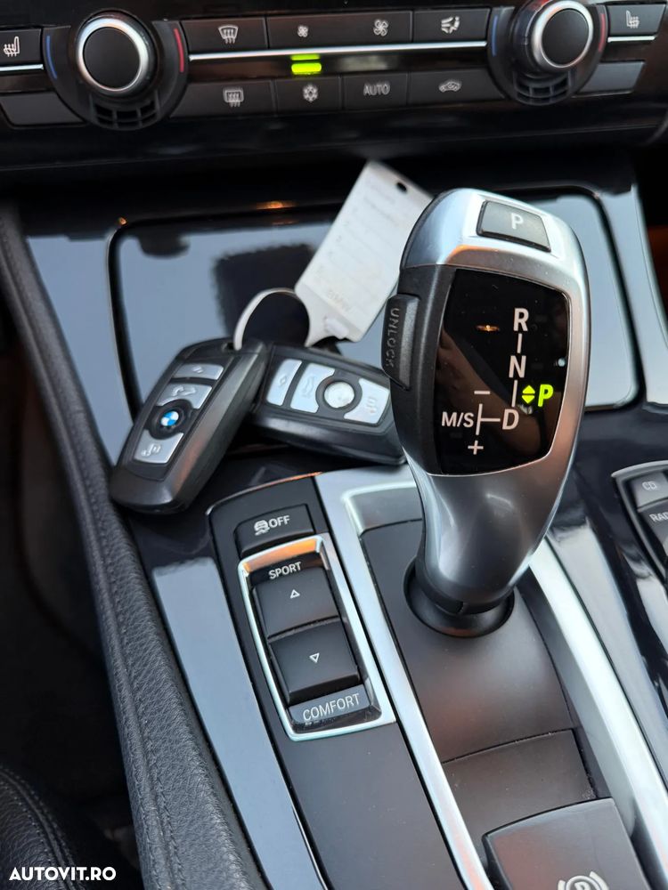 BMW Seria 5 520d Touring Aut. - 12