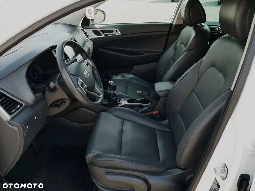 Hyundai Tucson 1.6 GDi 2WD Select - 20