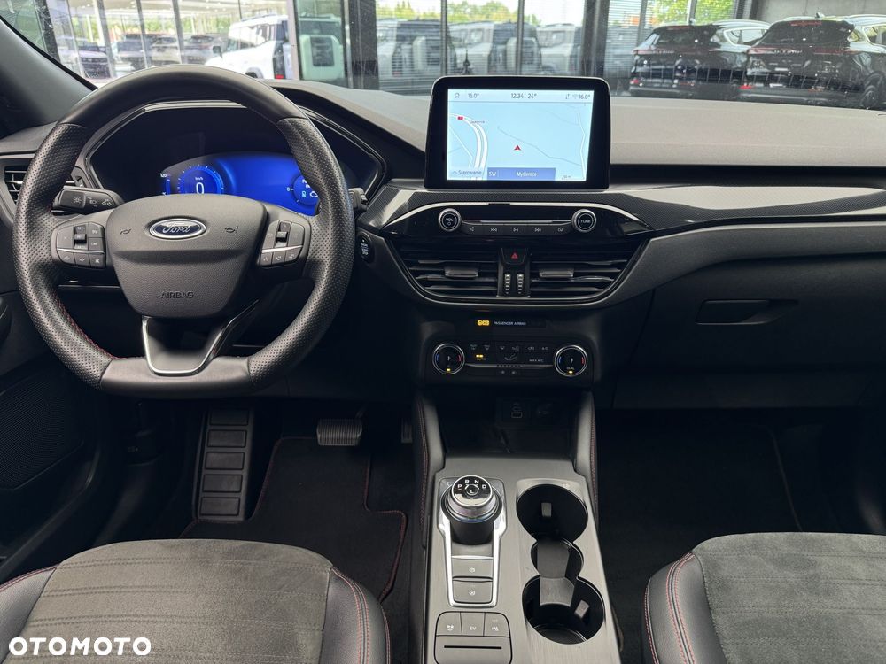 Ford Kuga - 16