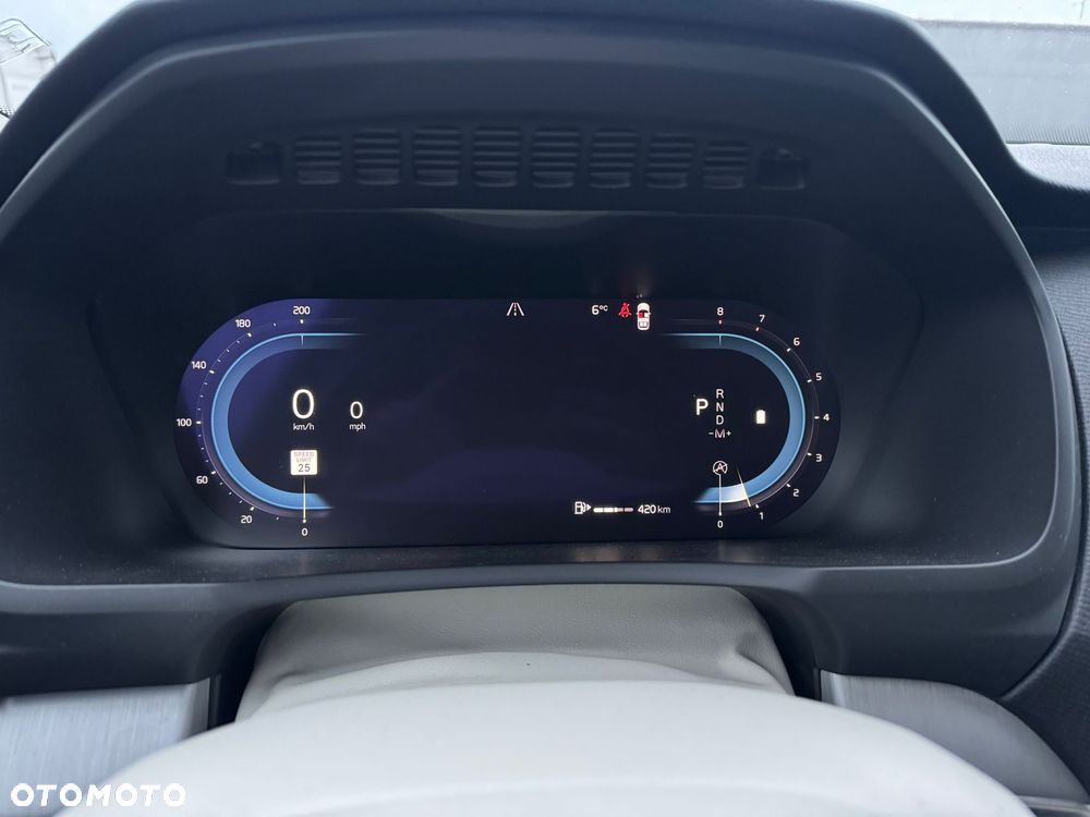 Volvo XC 90 - 25