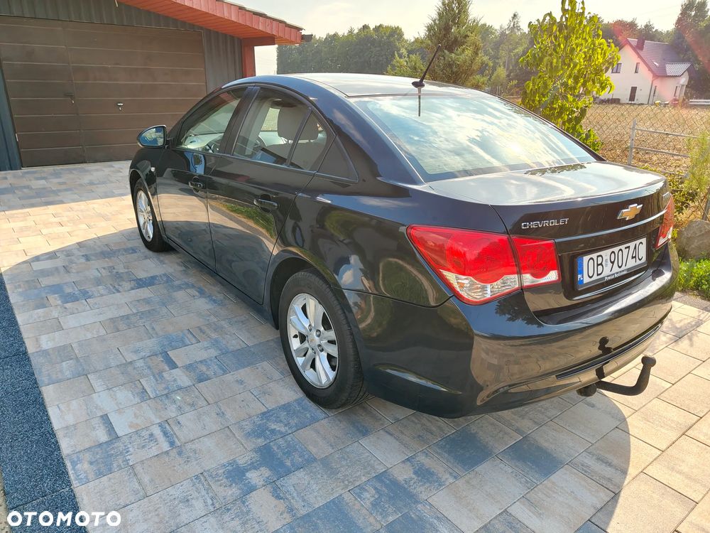 Chevrolet Cruze 1.7 LT - 4