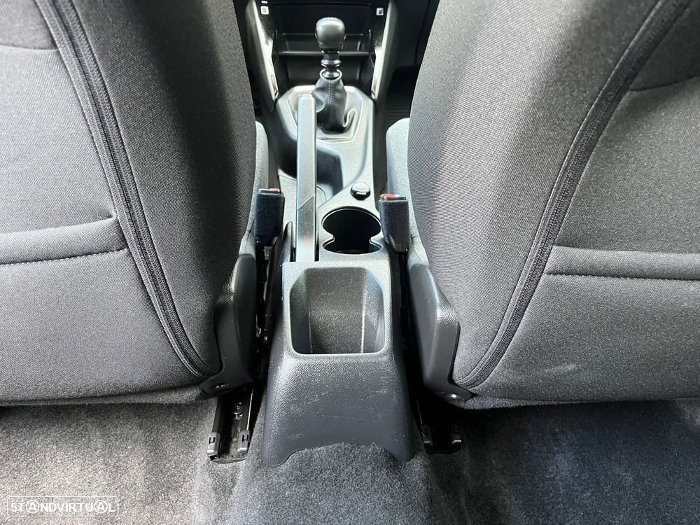 Peugeot 2008 1.2 PureTech Active Pack - 29