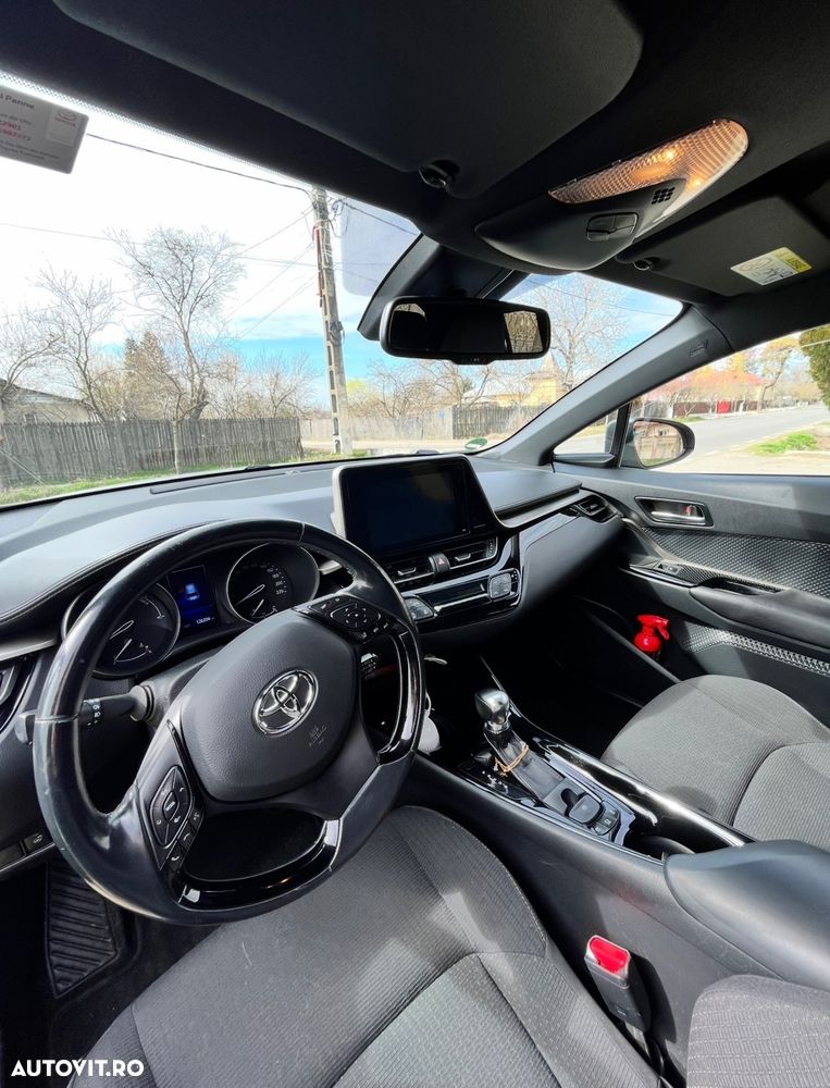 Toyota C-HR 1.8 HSD 122 CP 4x2 CVT C-ult Style - 13