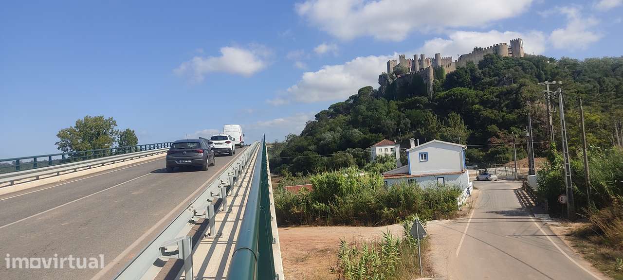 Óbidos, moradia V5 isolada, bom investimento, vistas para o Castelo - Grande imagem: 5/33