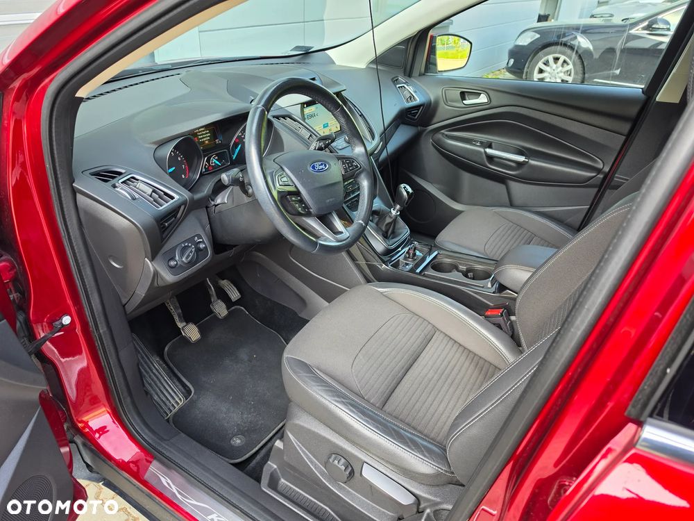 Ford Kuga 1.5 EcoBoost FWD Titanium ASS MMT6 - 6