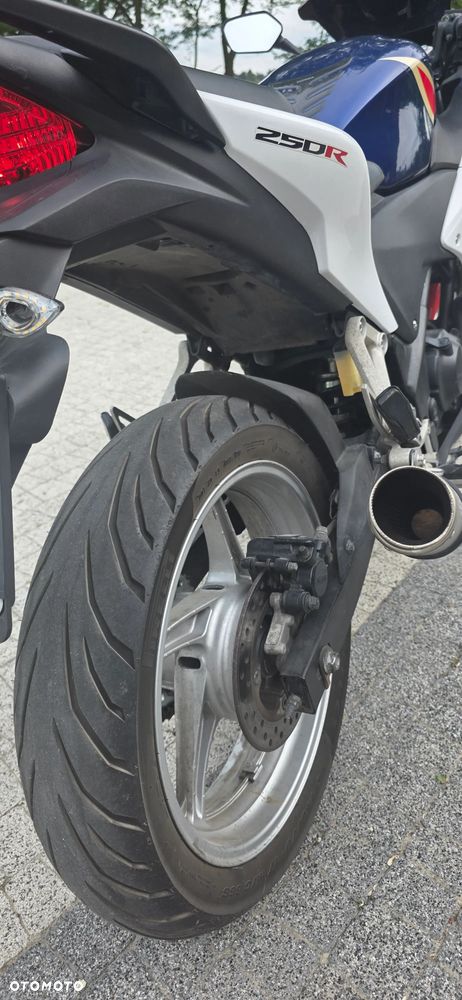 Honda CBR - 9